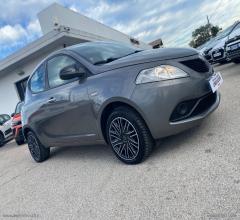 Auto - Lancia ypsilon 1.3 mjt 95 cv 5p. s&s gold