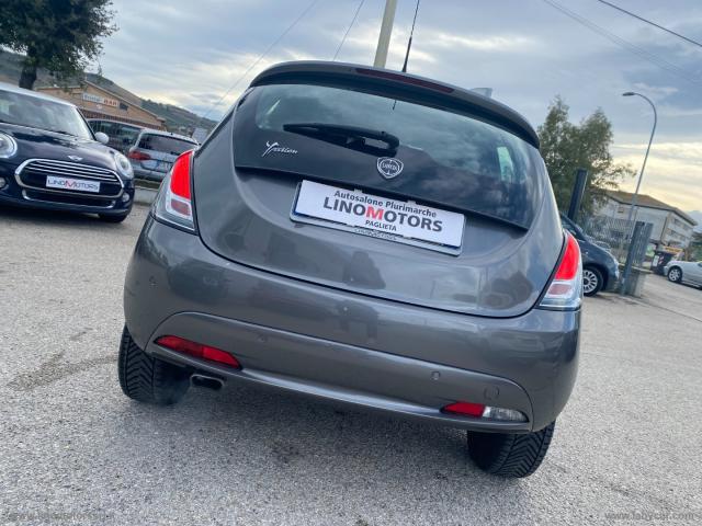 Auto - Lancia ypsilon 1.3 mjt 95 cv 5p. s&s gold