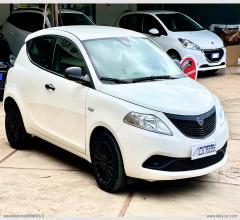 Auto - Lancia ypsilon 1.2 69 cv 5p. s&s elefantino blu