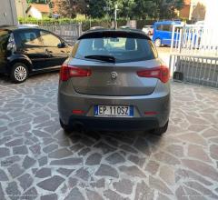 Auto - Peugeot 308 bluehdi 130 s&s sw business