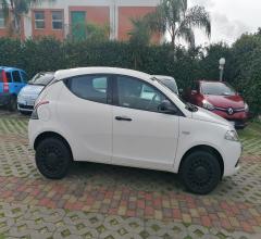 Auto - Lancia ypsilon 0.9 twinair 5p. met.eco.elef.blu