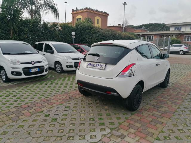 Auto - Lancia ypsilon 0.9 twinair 5p. met.eco.elef.blu