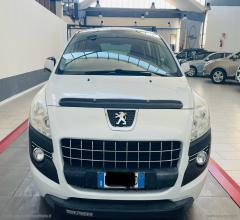 Auto - Peugeot 3008 1.6 hdi 110 cv ca. robot. premium