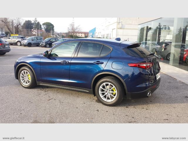 Auto - Alfa romeo stelvio 2.2 t.diesel 180cv at8 rwd business