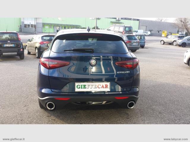 Auto - Alfa romeo stelvio 2.2 t.diesel 180cv at8 rwd business