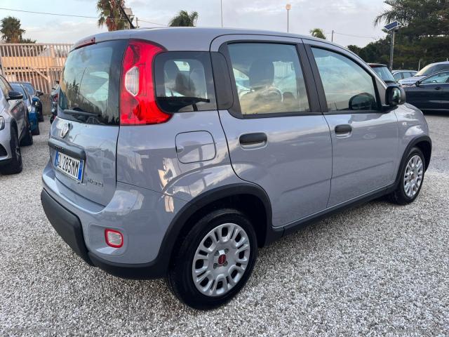 Auto - Fiat panda 1.0 firefly s&s hybrid