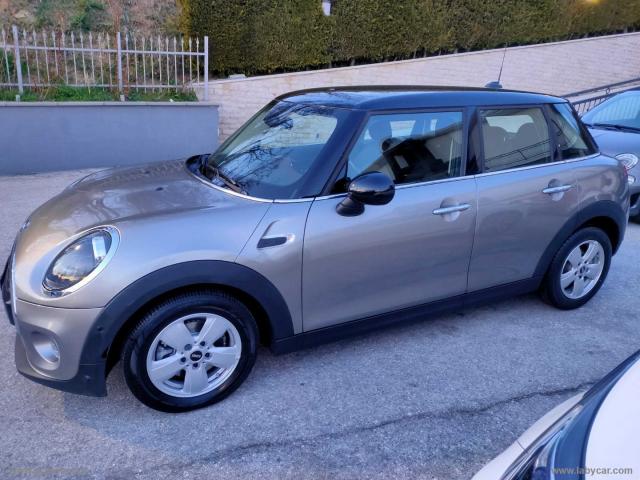 Auto - Mini mini cooper d business 5 porte auto