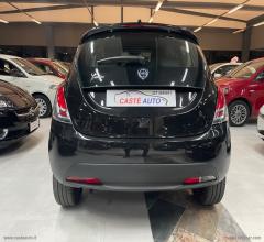 Auto - Lancia ypsilon 1.0 firefly 5p.s&s hybryd gold