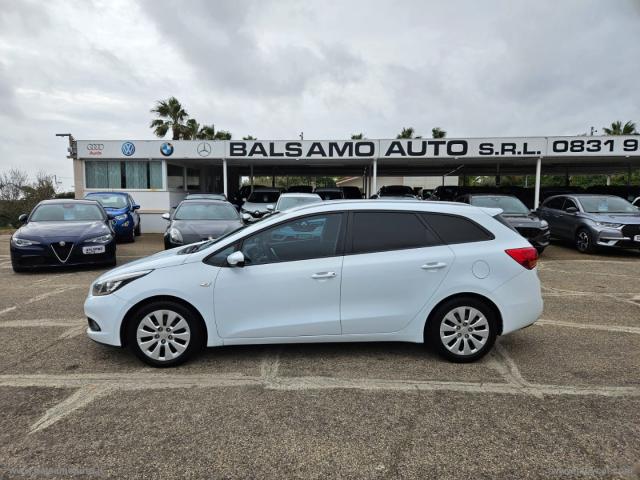 Auto - Kia cee d 1.4 crdi sw cool