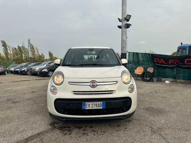 Auto - Fiat 500l living 1.6 mjt 105 cv pop star