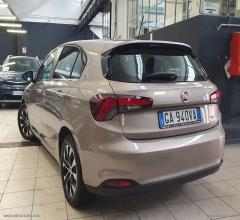 Auto - Fiat tipo 1.4 5p. mirror