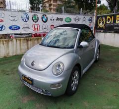 Auto - Volkswagen new beetle 1.6 cabrio