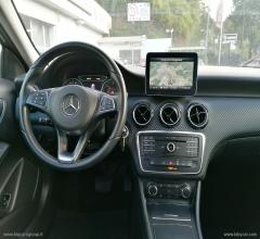 Auto - Mercedes-benz gla 220 d automatic 4matic business