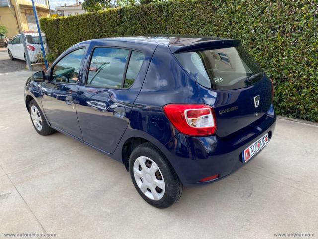 Auto - Dacia sandero 1.5 dci 8v 75 cv laurÃ©ate