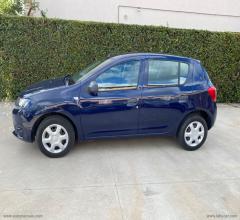 Auto - Dacia sandero 1.5 dci 8v 75 cv laurÃ©ate