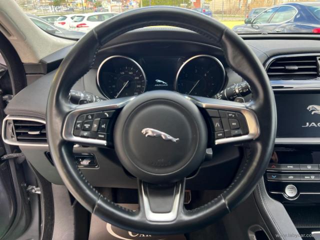 Auto - Jaguar f-pace 2.0 d 180cv prestige