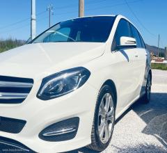 Auto - Mercedes-benz b 200 d automatic premium