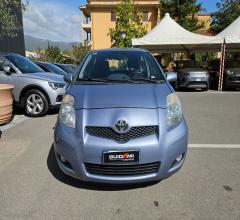 Auto - Toyota yaris 1.3 3p. sol