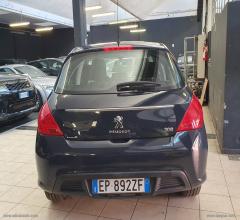 Auto - Peugeot 308 1.4 vti 98 cv 5p. access