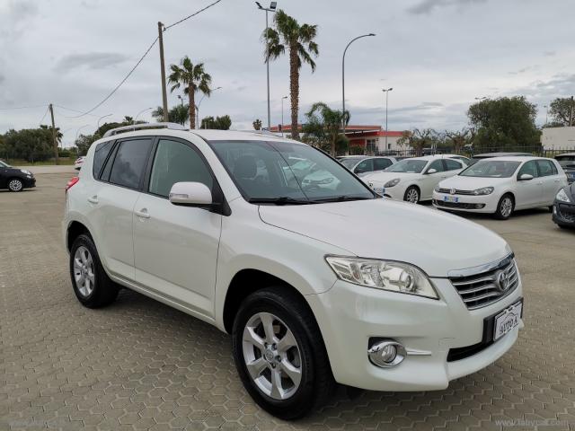 Auto - Toyota rav4 2.2 d-4d 150 cv exclusive