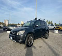 Auto - Toyota rav4 2.2 d-4d 177 cv luxury