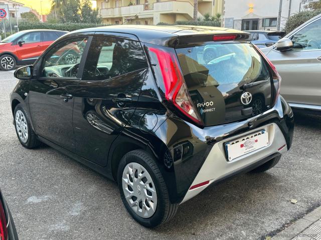 Auto - Toyota aygo connect 1.0 vvt-i 72 cv 5p. x-cool