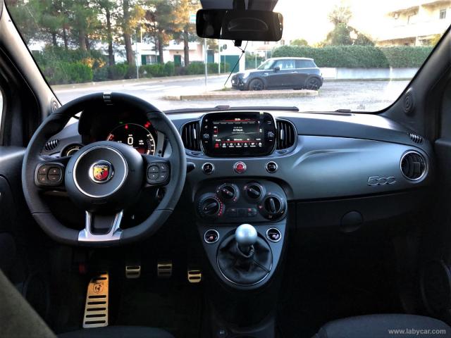 Auto - Abarth 595 1.4 turbo t-jet 165 cv