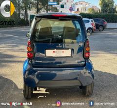 Auto - Smart fortwo coupÃ© pure 45kw