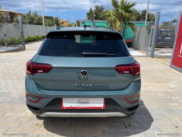 Auto - Volkswagen t-roc 1.0 tsi life