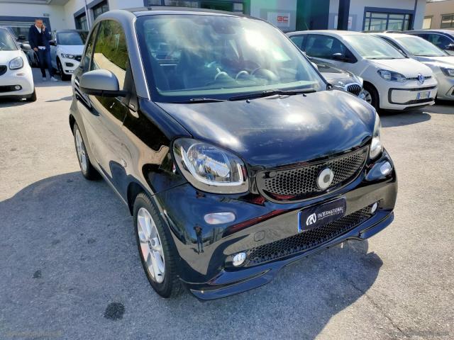 Auto - Smart fortwo 70 1.0 prime