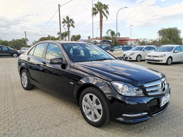 Auto - Mercedes-benz c 220 cdi blueefficiency elegance solo 24.000 km!