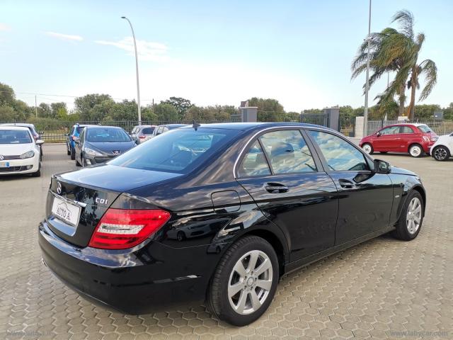 Auto - Mercedes-benz c 220 cdi blueefficiency elegance solo 24.000 km!