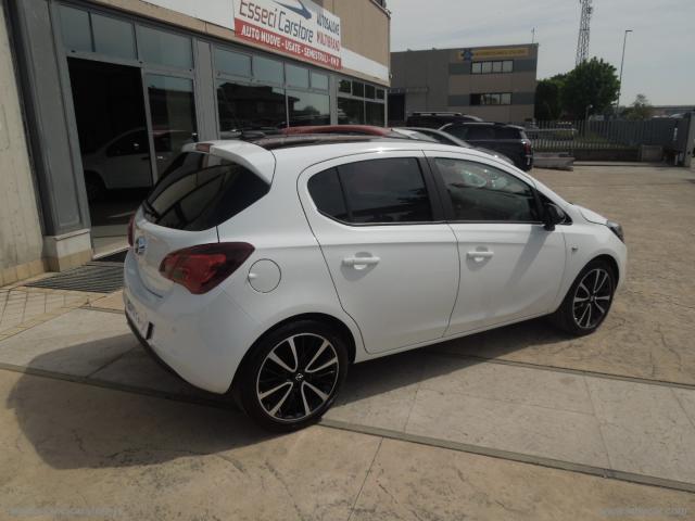 Auto - Opel corsa 1.4 5p. b-color