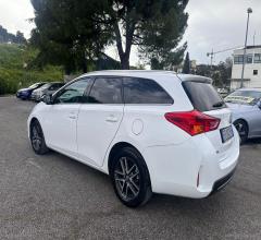 Auto - Toyota auris ts 1.4 d-4d