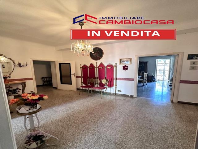 Appartamenti in Vendita - Appartamento in vendita a taranto borgo