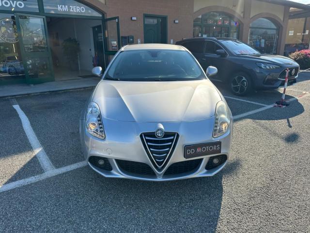 Auto - Alfa romeo giulietta 1.6 jtdm-2 105 cv distinctive