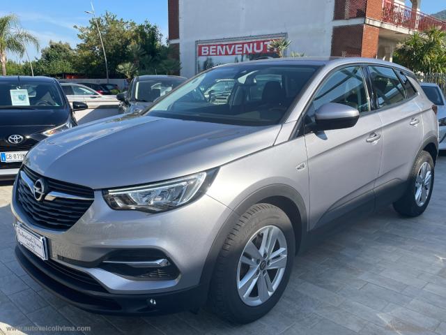 Auto - Opel grandland x 1.5 d ecotec s&s bus. ed.