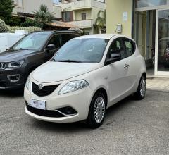 Auto - Lancia ypsilon 1.3 mjt 95 cv 5p. s&s gold