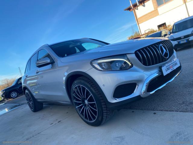 Auto - Mercedes-benz glc 220 d 4matic sport