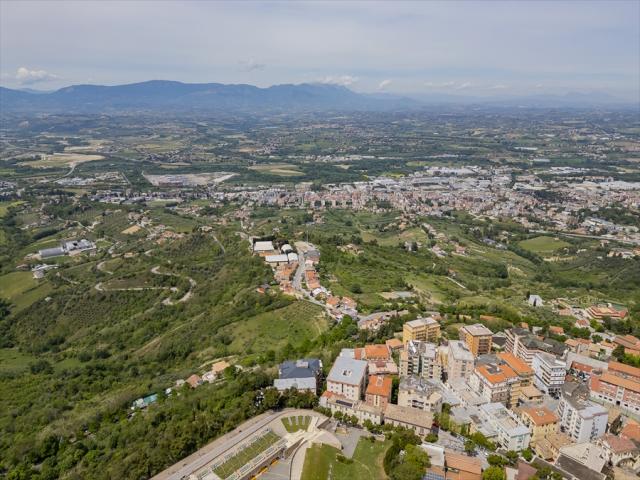 Appartamenti in Vendita - Appartamento in vendita a chieti civitella