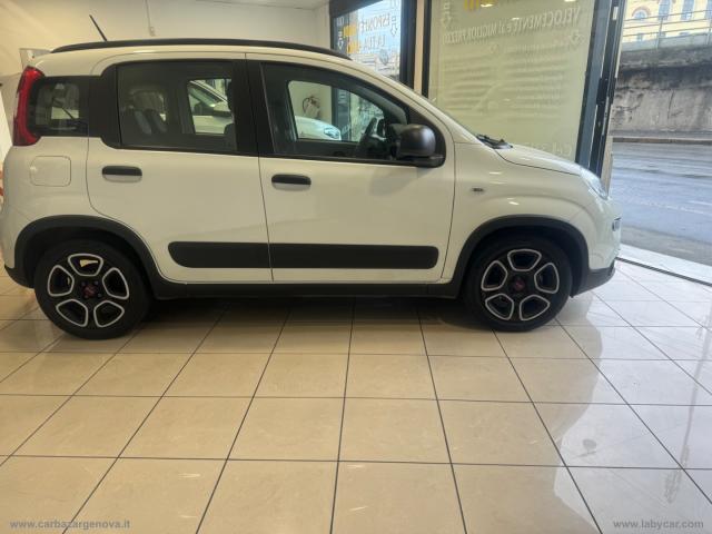 Auto - Fiat panda 1.0 firefly s&s hybrid city cross