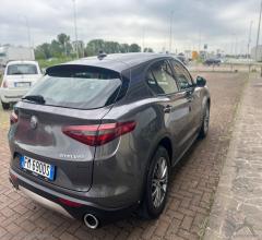 Auto - Alfa romeo stelvio 2.2 t.diesel 180cv at8 rwd bus.