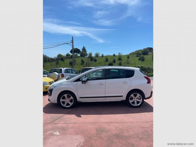 Auto - Peugeot 3008 1.6 hdi 115 cv allure