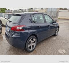 Auto - Peugeot 308 bluehdi 120 s&s allure