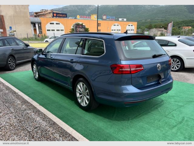 Auto - Volkswagen passat variant 1.6 business