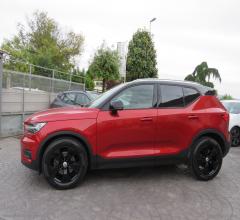 Auto - Volvo xc40 d4 awd geartronic momentum