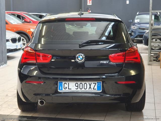 Auto - Bmw 116i 5p.