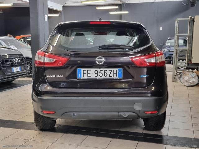 Auto - Nissan qashqai 1.5 dci