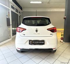 Auto - Renault clio hybrid e-tech 140 cv 5p. intens
