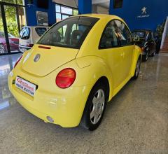 Auto - Volkswagen new beetle 1.9 tdi